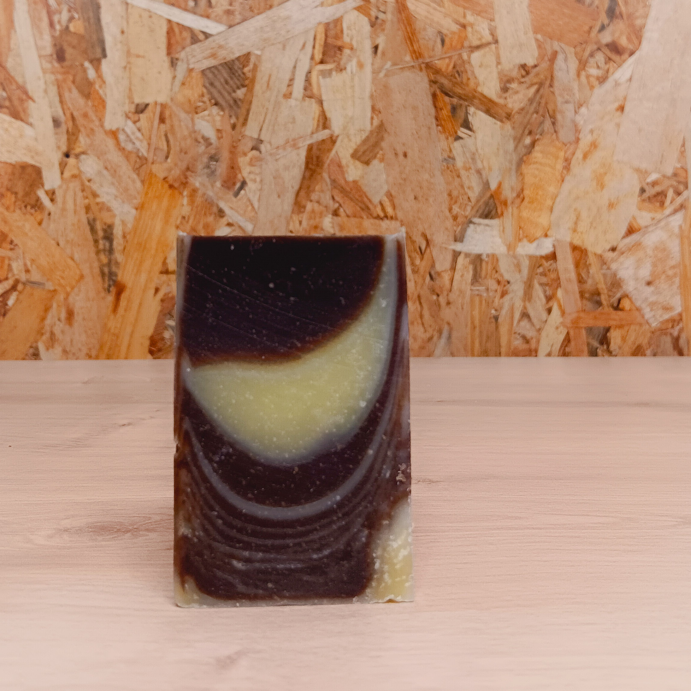 Savon saponifié à froid marbré, édition limitée.